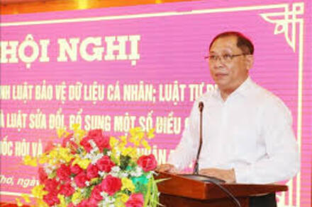 Cần Thơ phổ biến các văn bản Luật mới