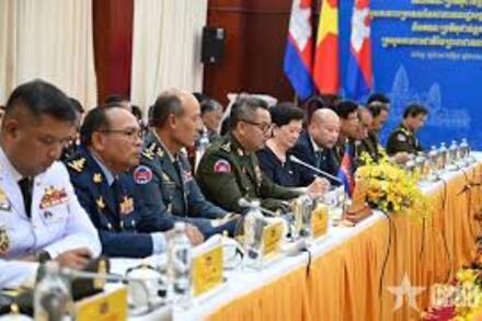 Giao lưu hữu nghị quốc phòng biên giới Việt Nam - Campuchia: Bộ trưởng Bộ Quốc phòng hai nước hội đàm