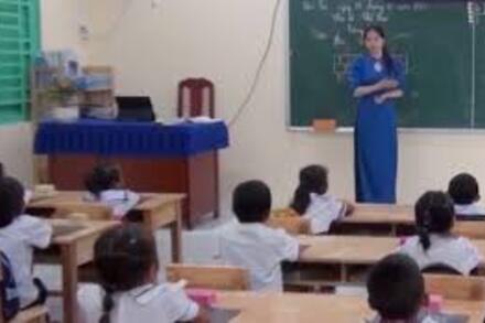 Cô giáo trẻ người Khmer hết lòng với học trò vùng đặc biệt khó khăn