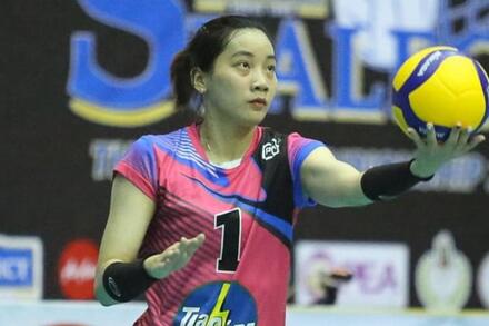 Bóng chuyền Việt Nam 18.11: Tân binh tuyển nữ bày tỏ cảm xúc