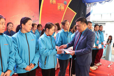 3.000 đoàn viên Lào Cai tham gia chương trình Chợ Tết Công đoàn