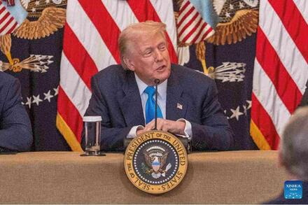 Ông Trump gặp gỡ các lãnh đạo cấp cao ngành dầu mỏ Mỹ