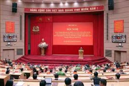 Triển khai hiệu quả các luật, pháp lệnh liên quan đến an ninh, trật tự