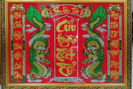 Tranh kiếng Long Điền: Giữ nét Xuân xưa trên bàn thờ gia tiên