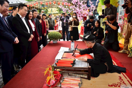 Khai mạc Phố Sách Xuân 2026: 'Sách mở lộc xuân - Chào kỷ nguyên mới'