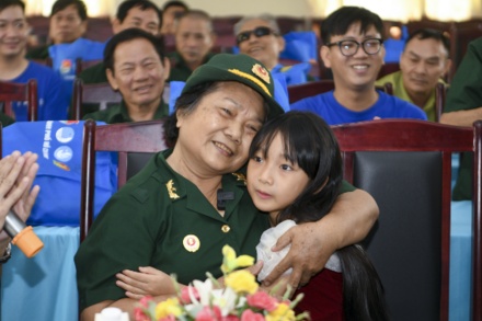 Hơn 61.000 sản phẩm dinh dưỡng Vinamilk đến với thương binh, người khó khăn dịp Tết