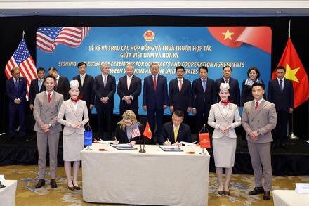 Sun PhuQuoc Airways và Boeing ký hợp đồng mua 40 "siêu máy bay" Boeing 787-9 Dreamliner