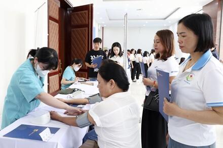 Công nhân Việt Nam đổi mới sáng tạo, nâng cao năng suất lao động