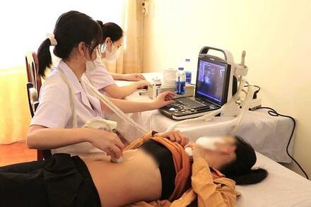 Quảng Ninh nâng chuẩn chăm sóc sức khỏe công nhân, người lao động