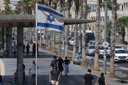 Kinh tế Israel lao dốc nhanh hơn dự kiến