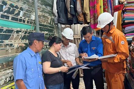 Hóa đơn tiền điện vì sao dễ tăng mạnh trong mùa nắng nóng?