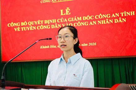 Tạm tuyển vợ Thiếu tá hy sinh trong lúc làm nhiệm vụ vào lực lượng Công an nhân dân