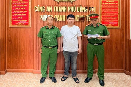 Kinh doanh hàng hóa giả mạo nhãn hiệu, 2 chủ cơ sở ở Đồng Nai bị khởi tố