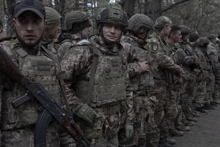 EU chuẩn bị siết quy định với một nhóm người Ukraine