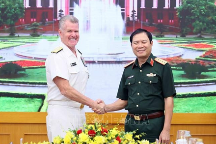 Đại tướng Nguyễn Tân Cương hội kiến Tư lệnh Bộ tư lệnh Thái Bình Dương (Hoa Kỳ)