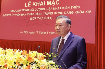Tổng Bí thư, Chủ tịch nước Tô Lâm dự khai mạc Chương trình bồi dưỡng, cập nhật kiến thức đối với Ủy viên Ban Chấp hành Trung ương Đảng khóa XIV