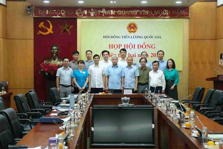 Đề xuất Bộ trưởng Bộ Nội vụ được bổ nhiệm Chủ tịch Hội đồng tiền lương quốc gia