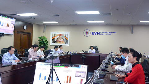 EVN tham gia Diễn đàn Quản trị cấp cao Việt Nam - Singapore