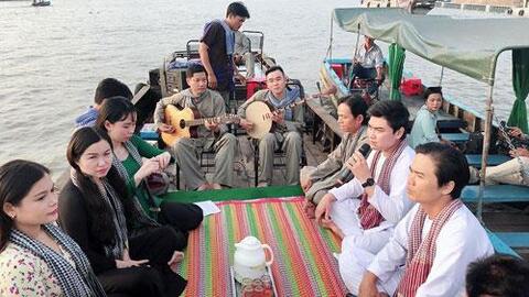 Đưa đờn ca tài tử vào du lịch