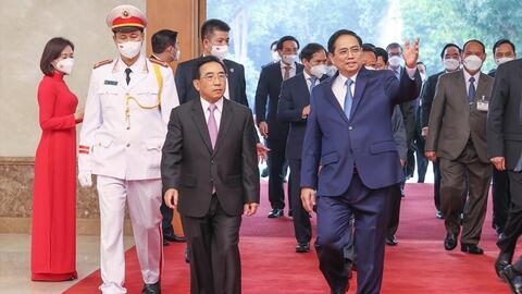 Nâng tầm trụ cột hợp tác kinh tế  tương xứng với quan hệ Việt - Lào