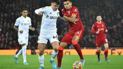 Thắng hủy diệt Leeds United, Liverpool đe dọa ngôi đầu Man City