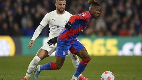 Crystal Palace giật điểm Man City, thổi lửa cuộc đua vô địch Ngoại hạng