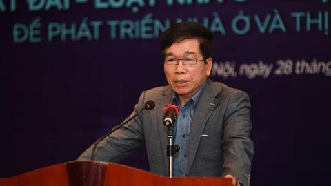 Chủ tịch GP Invest than thở về thủ tục hành chính: BĐS chịu tác động của 60 Luật, một dự án cần tới 36 con dấu mới hoàn thành!
