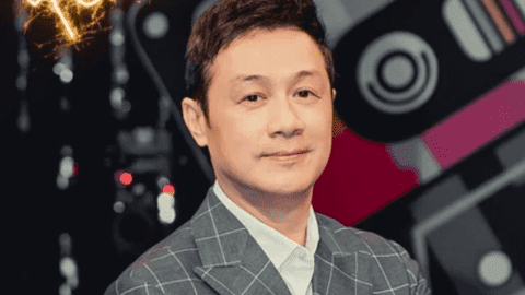 MC Anh Tuấn: Con trai đa tài của cố GS âm nhạc Vũ Hướng, từ bỏ tất cả để vào VTV và cuộc sống đáng mơ sau sự nghiệp rực rỡ