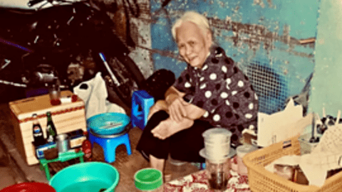 Cuộc đời cô Ba Kia nổi tiếng Sài Gòn xưa: Hột xoàn đầy nóc nhà, đong kim cương bằng lon?