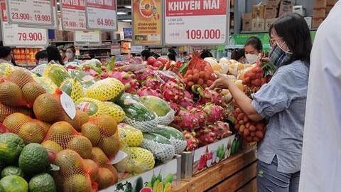 Tìm cách tiêu thụ trái cây đang vào mùa