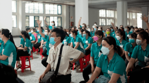 Gần 1.200 công nhân mất việc cuối năm