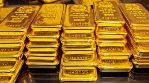 Vàng thế giới giảm khi đồng USD tăng sau dữ liệu kinh tế lạc quan của Mỹ