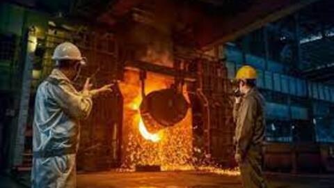Bức tranh ngành thép quý 2: Nhóm thép xây dựng đi xuống cùng bất động sản
