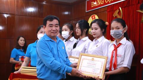 Chỗ dựa tin cậy của đoàn viên - lao động