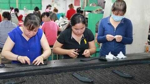 Ngăn làn sóng rút BHXH một lần: Đâu là quyền lựa chọn của người lao động?