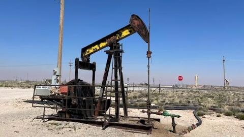 Dầu tăng 2% trước kỳ vọng OPEC+ tiếp tục cắt giảm nguồn cung