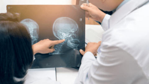 Cơ quan Y tế Quốc gia Anh: 5 triệu chứng cảm lạnh kéo dài có thể là dấu hiệu cảnh báo ung thư