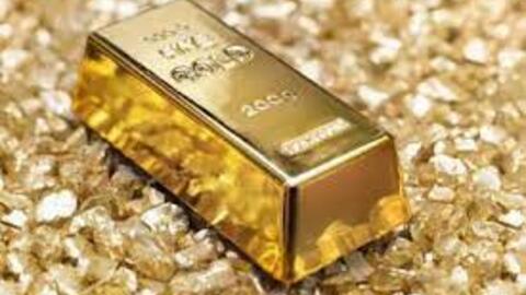 Vàng thế giới tăng hơn 2% và vượt mốc 2,000 USD/oz sau cuộc họp của Fed