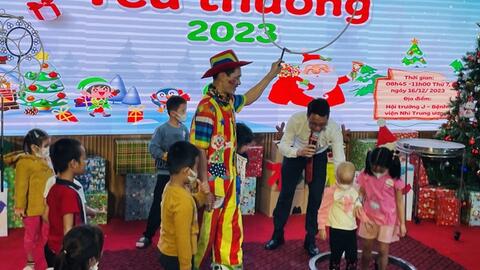 Giáng sinh yêu thương cho hơn 2.000 bệnh nhi