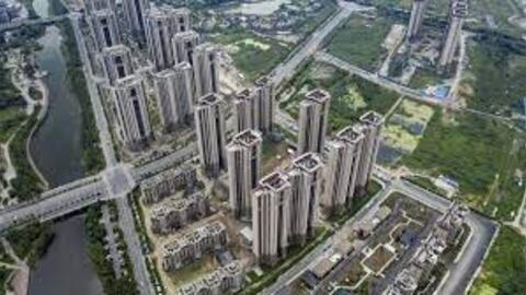 Dầu giảm hơn 1% trước khủng hoảng bất động sản ở Trung Quốc