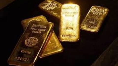 Vàng thế giới có lúc lên gần 2,290 USD