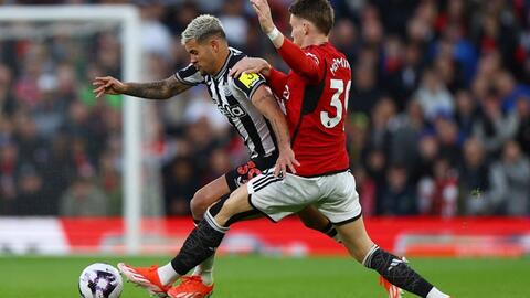 Thắng chật vật Newcastle, Man United sắp mất vé dự cúp châu Âu