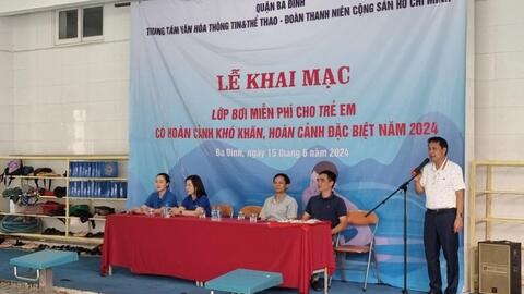Tổ chức dạy bơi miễn phí cho trẻ em có hoàn cảnh khó khăn