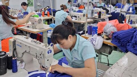 CHỐT QUY ĐỊNH RÚT BHXH MỘT LẦN: Người lao động và doanh nghiệp an tâm
