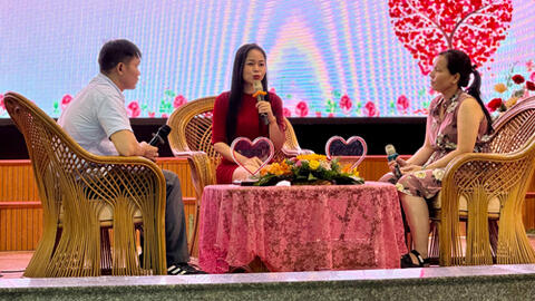 Giúp công nhân tìm một nửa yêu thương