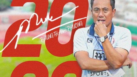 HLV Phùng Thanh Phương gia hạn hợp đồng với CLB TP HCM