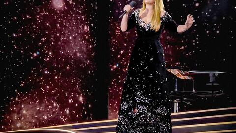 Nhà thiết kế Việt khiến Adele "mê mệt"