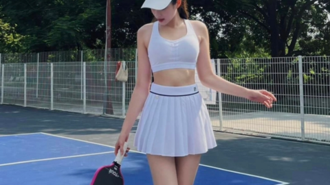 Người đẹp Việt gợi ý thời trang cho những cô nàng chơi pickleball