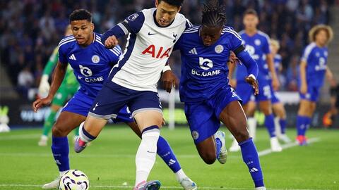 Leicester rượt đuổi, Tottenham mất điểm trận mở màn ở King Power