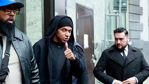 Kylian Mbappe bị "gài bẫy" vụ cưỡng dâm phụ nữ ở Thụy Điển?